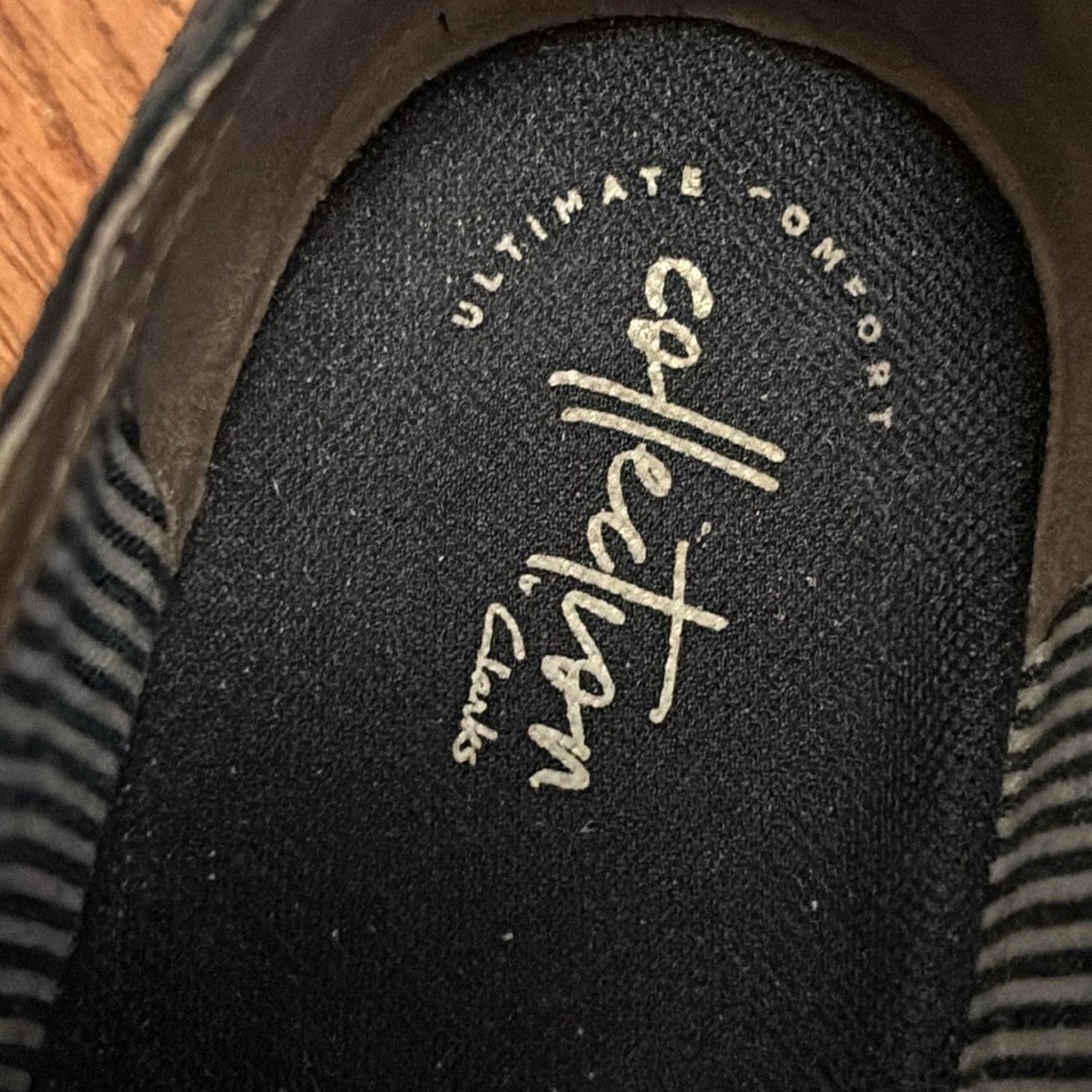 Clarks Men's Kitna Easy Fashion Sneakers - Picture 13 of 13